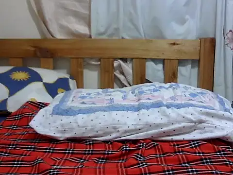 Anne-Marrie online show from November 8, 2025, 3:04 pm