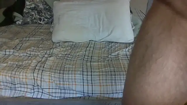 Snapshot of Erotic_Me chatting on April 28, 2026, 6:56 pm Erotic Me online show from April 28, 2026, 6:56 pm