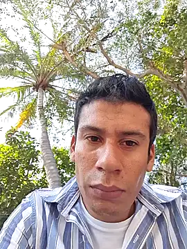 Snapshot of josehot151515 chatting on October 8, 2025, 5:02 pm josehot151515 online show from October 8, 2025, 5:02 pm