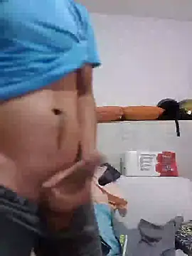 Snapshot of josehot151515 chatting on January 6, 2025, 2:25 pm josehot151515 online show from January 6, 2025, 2:25 pm