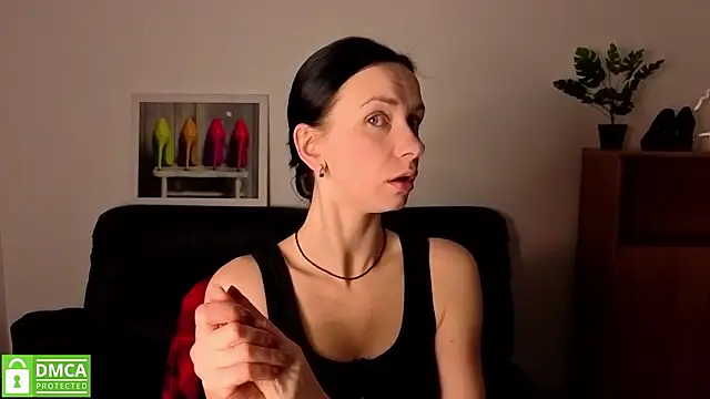 Snapshot of annakillianox chatting on February 28, 2026, 6:24 am annakillianox online show from February 28, 2026, 6:24 am