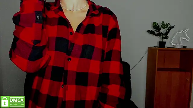 annakillianox online show from November 6, 2025, 6:28 am