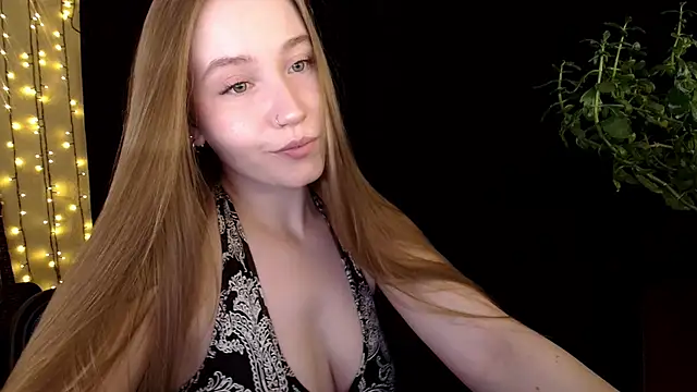 Snapshot of SindiWatsoon chatting on September 18, 2025, 11:02 am SindiWatsoon online show from September 18, 2025, 11:02 am