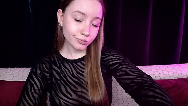 Snapshot of SindiWatsoon chatting on February 9, 2025, 1:14 pm SindiWatsoon online show from February 9, 2025, 1:14 pm