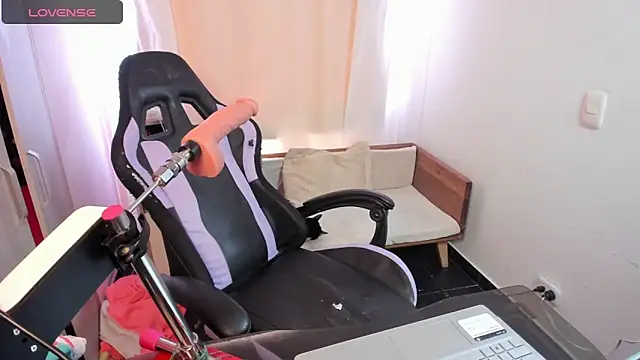 setzuna  online show from October 12, 2025, 8:54 pm