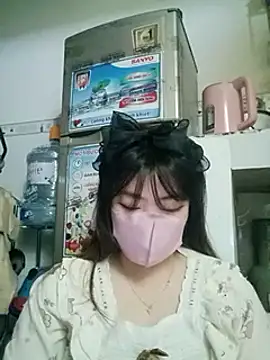 Snapshot of Love_sex25xx chatting on March 4, 2025, 8:49 pm Love sex25xx online show from March 4, 2025, 8:49 pm