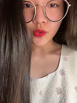 Krixxi22 online show from March 14, 2026, 6:47 pm