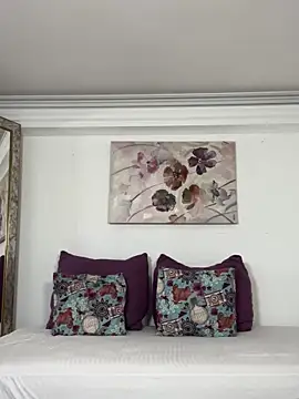 rubi star online show from November 4, 2025, 5:06 pm