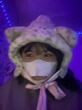 HoneyBuns 05 online show from February 27, 2025, 5:58 pm