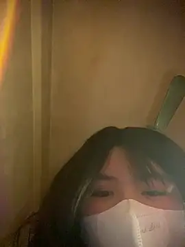 HoneyBuns 05 online show from December 26, 2024, 5:51 pm