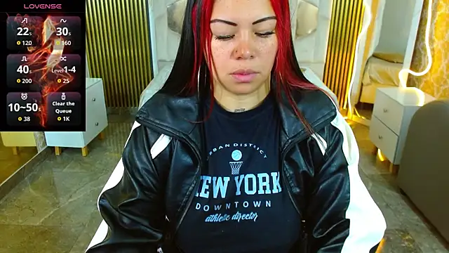 martinna tay online show from September 24, 2025, 3:24 am