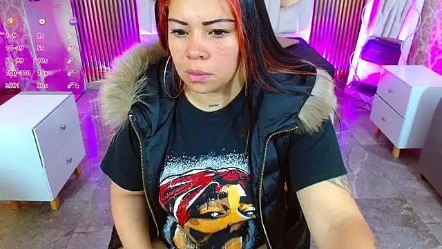 martinna tay online show from October 5, 2025, 3:19 am