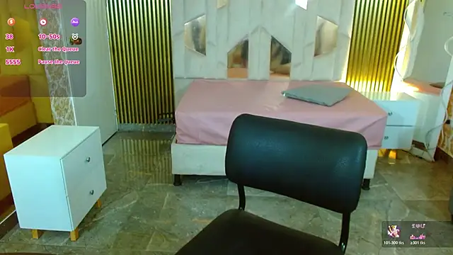 martinna tay online show from November 14, 2025, 3:21 am