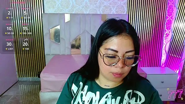 martinna tay online show from July 9, 2026, 3:18 am