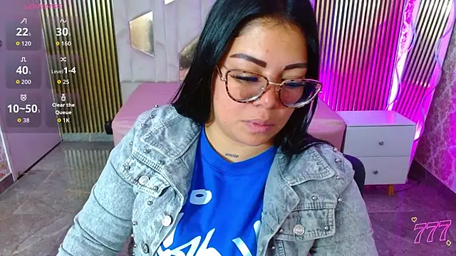 martinna tay online show from July 8, 2026, 3:19 am