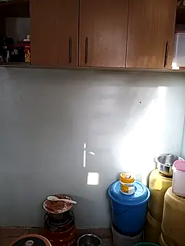 LOVELY-2BERRY online show from January 13, 2026, 5:00 am