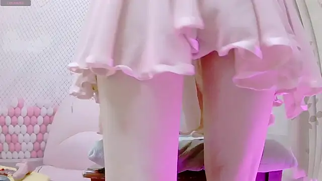 Sumi y online show from April 5, 2026, 3:02 am