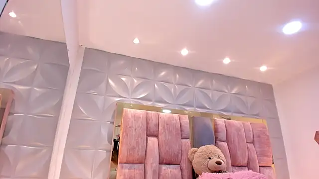 Charlotte Ice1 online show from May 20, 2026, 3:20 pm