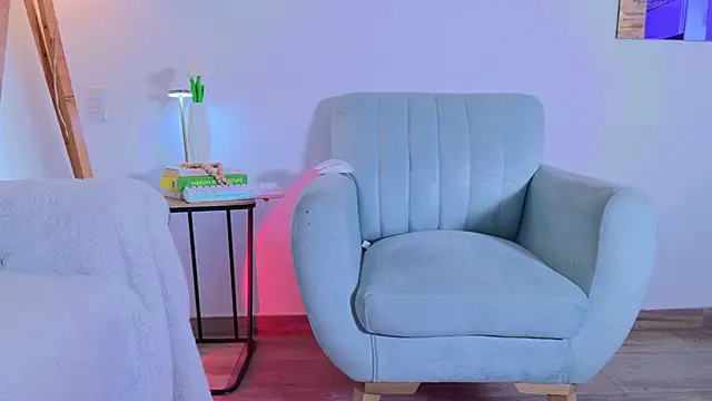 Miarouss3 online show from March 21, 2025, 3:57 pm