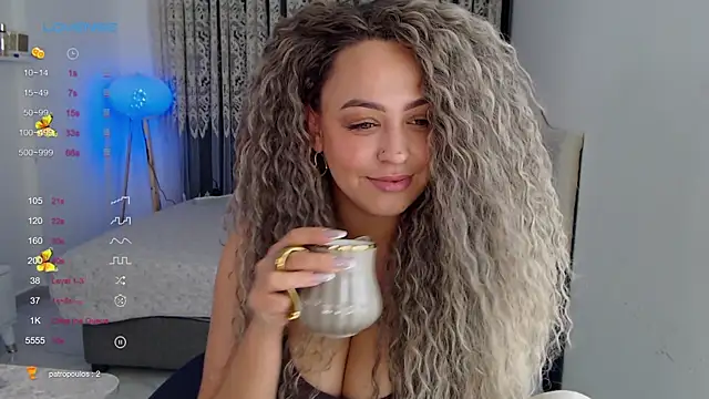  Just a queen 3 online show from November 6, 2025, 11:03 am