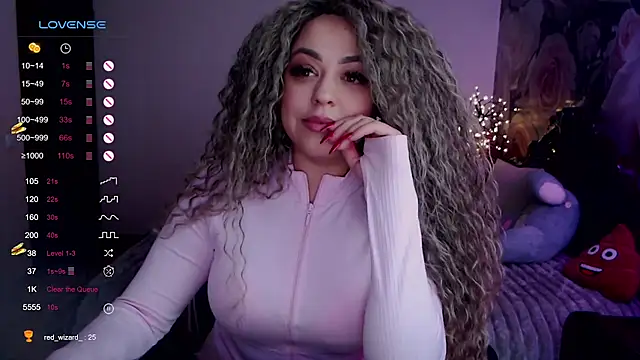 Snapshot of _Just_a_queen_3 chatting on February 12, 2025, 5:58 pm Just a queen 3 online show from February 12, 2025, 5:58 pm