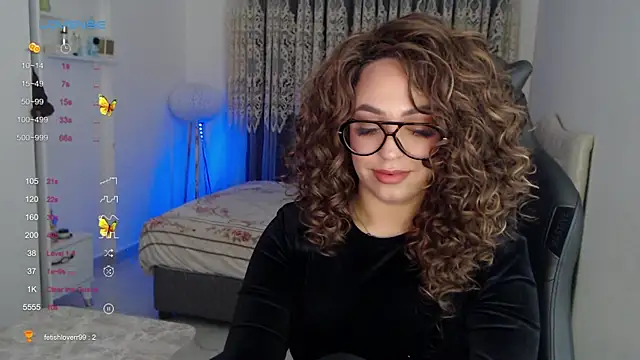 Snapshot of _Just_a_queen_3 chatting on February 6, 2026, 9:27 am Just a queen 3 online show from February 6, 2026, 9:27 am