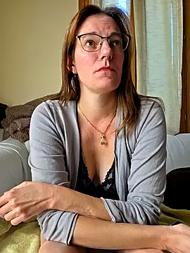 Snapshot of SpiceLea chatting on September 25, 2025, 11:05 am SpiceLea online show from September 25, 2025, 11:05 am