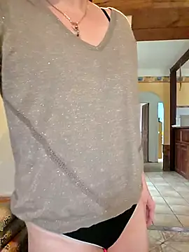 Snapshot of SpiceLea chatting on February 25, 2026, 8:47 am SpiceLea online show from February 25, 2026, 8:47 am