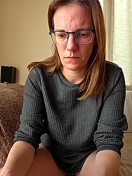 Snapshot of SpiceLea chatting on February 28, 2026, 2:50 pm SpiceLea online show from February 28, 2026, 2:50 pm