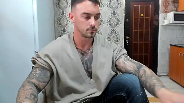 Snapshot of Jonmusclemaster chatting on June 1, 2026, 7:57 pm Jonmusclemaster online show from June 1, 2026, 7:57 pm