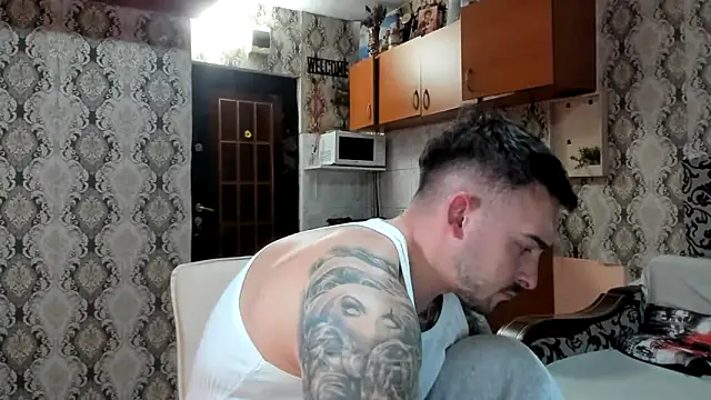 Jonmusclemaster online show from January 7, 2026, 9:31 pm