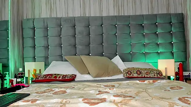 Poacahontasfg online show from March 30, 2026, 4:03 am