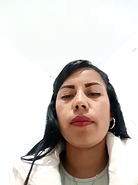  andrea30 online show from March 3, 2026, 11:17 am