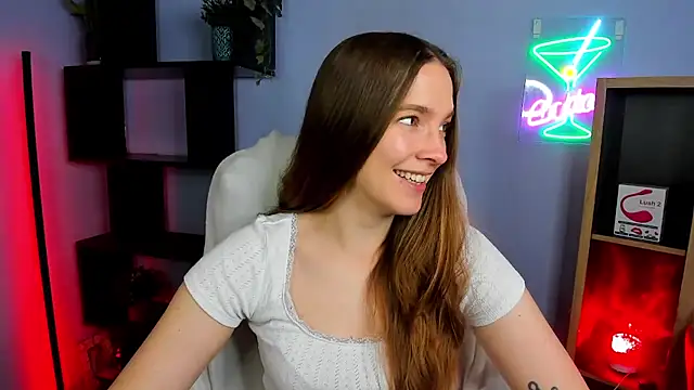 kenzie x online show from November 25, 2025, 7:41 am