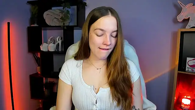 Snapshot of kenzie_x chatting on March 11, 2025, 5:13 am kenzie x online show from March 11, 2025, 5:13 am