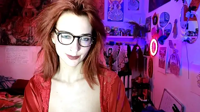 Snapshot of TatianaRomanov chatting on May 12, 2026, 8:15 pm TatianaRomanov online show from May 12, 2026, 8:15 pm