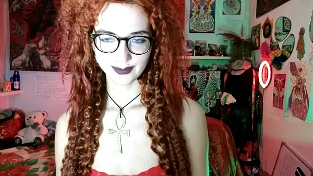 Snapshot of TatianaRomanov chatting on May 15, 2026, 8:07 pm TatianaRomanov online show from May 15, 2026, 8:07 pm