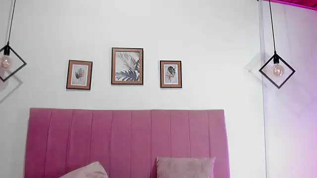 GENNESIS LOVE online show from September 13, 2025, 3:17 am