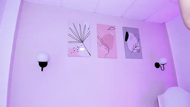 GENNESIS LOVE online show from December 13, 2024, 7:36 am