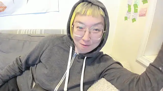 luxgray online show from March 23, 2026, 12:22 am