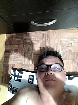 Anuviss lxx online show from November 13, 2025, 3:10 am