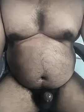 jasenjohn19 online show from February 12, 2026, 5:02 pm