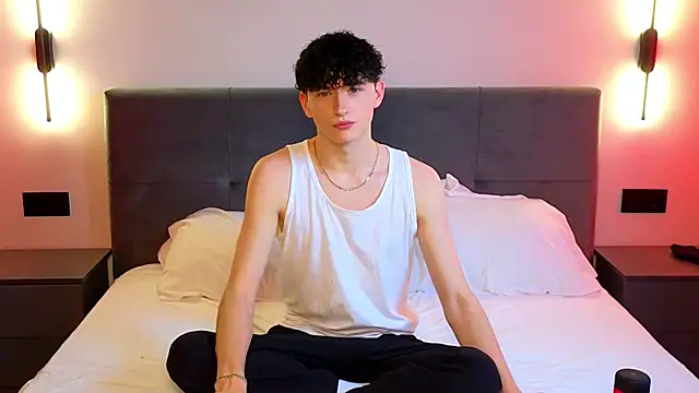 AmondCor online show from September 24, 2025, 1:06 pm