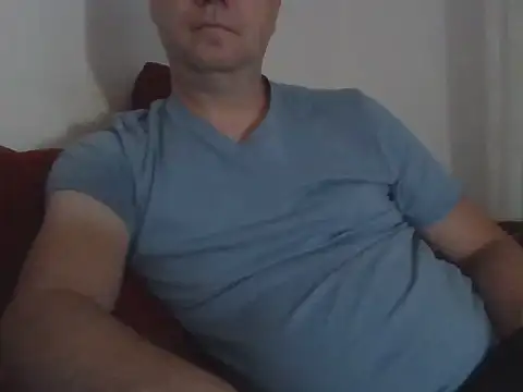 Snapshot of fikoivos chatting on July 31, 2026, 9:01 pm fikoivos online show from July 31, 2026, 9:01 pm