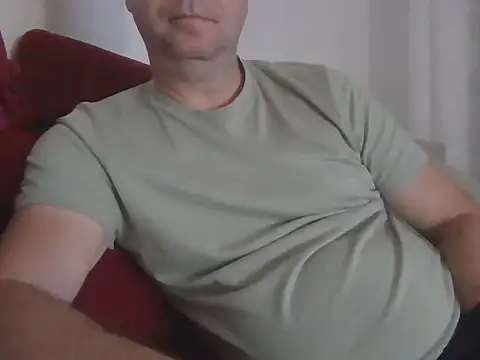 Snapshot of fikoivos chatting on July 13, 2026, 8:30 pm fikoivos online show from July 13, 2026, 8:30 pm