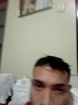 luisfer 98 online show from September 14, 2025, 2:23 am