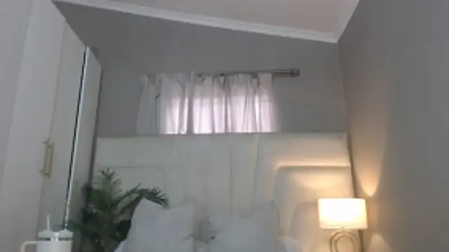 naughtyblackdolie online show from February 21, 2026, 9:22 am