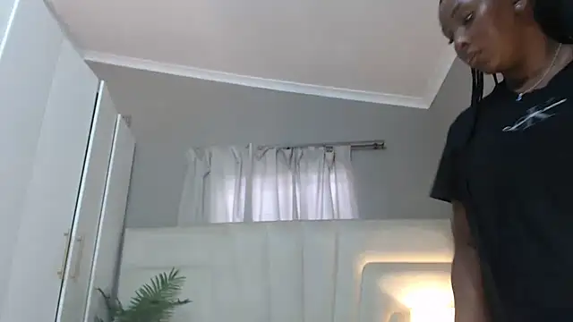 Snapshot of naughtyblackdolie chatting on May 24, 2026, 11:32 am naughtyblackdolie online show from May 24, 2026, 11:32 am