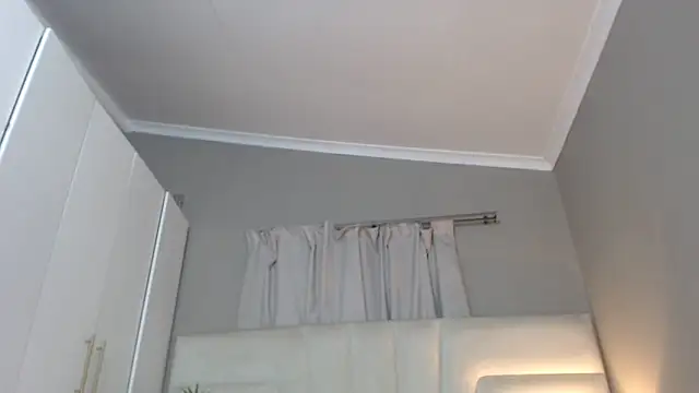 naughtyblackdolie online show from April 12, 2026, 7:06 pm