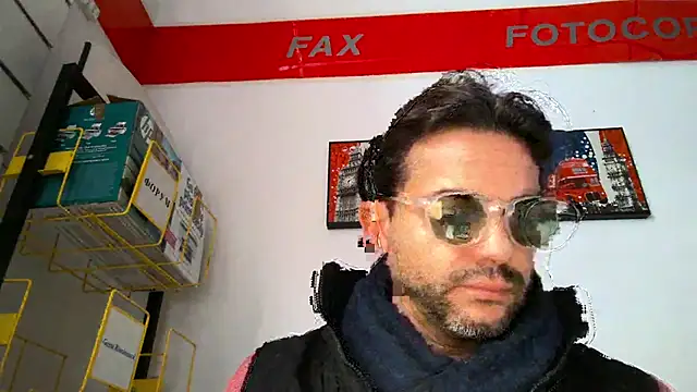 sexoffice83 online show from December 3, 2025, 1:43 pm